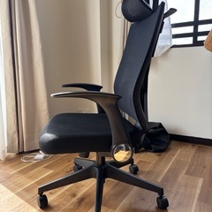 【美品】ニトリ 上着を掛けられるワーキングチェアの画像