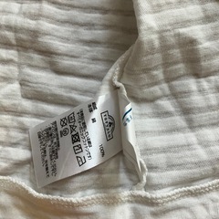 ✨新品未着用✨くま　カーディガンの画像