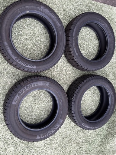 YOKOHAMA ice GUARD iG70の185/60R15スタッドレスタイヤ4本セット