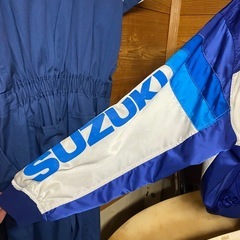 TEAM　SUZUKIジャンパーの画像