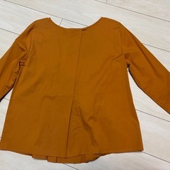 ストレッチ　ブラウスの画像