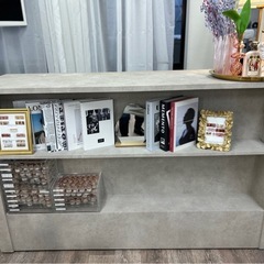 ネイルサロン　受付台　受付カウンターの画像