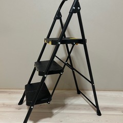 折りたたみ脚立 3段 ロック機能 耐荷重150kg の画像