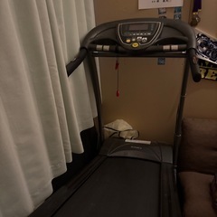 ランニングマシーンの画像