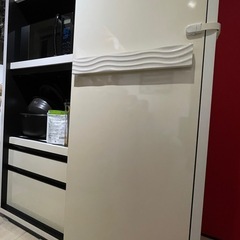 キッチンボード キッチン収納 シュール モノトーン超美品の画像