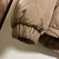 INHERIT ベージュ ダウンジャケット フード付きMの画像