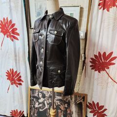 ∥SEPT FOIS(セットフォア) 山羊革の滑らか艶やか感をたっぷり楽しめる、ぬくぬくアウター。いかがでしょうか？の画像