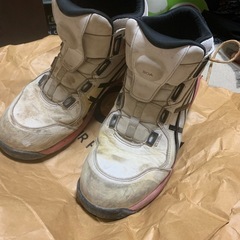 アシックス安全靴の画像
