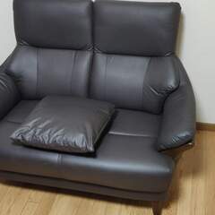 【ニトリ】 2人掛けソファー 合皮 Nシールド コウテイ2 ダークブラウンの画像