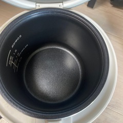 YAMAZEN 予約機能付き炊飯器 YJG-M150(W)の画像