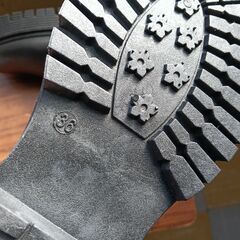 新品 23cm レディース ブーツ ブラック 厚底 シューズ サイドゴア 識別番号:【B129-Z】の画像