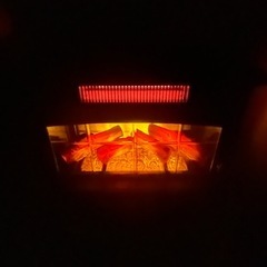 暖炉型ヒーターの画像