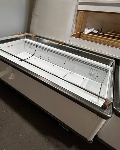アイランドショーケース　冷蔵/冷凍兼用タイプ　フクシマガリレイ　W1800×D900