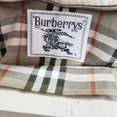 BURBERRY(バーバリー) 定番スタイルのロングコート、いかがでしょうか？の画像