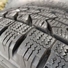 ブリザック ２０５/７０Ｒ１６ ４本 ライトトラック用　北海道札幌 手渡しの画像