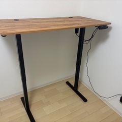 昇降デスクの画像