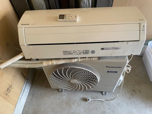 【受け渡し者決定】 【関東】Panasonicルームエアコン 2020年 100v CS-280DFR-W