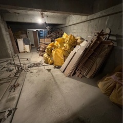 内装解体スタッフ募集(アルバイト可)の画像