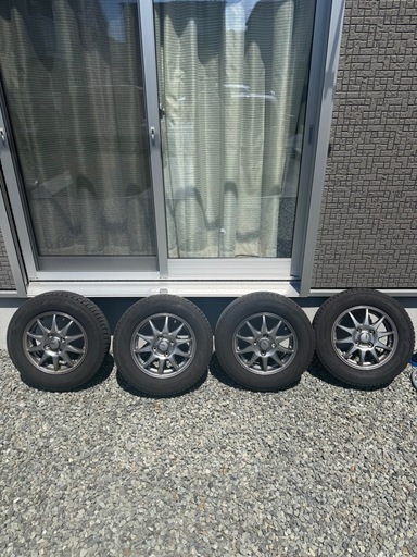 スタットレスタイヤ　ナット付き！23年ヨコハマ！