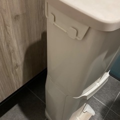 縦型2段ゴミ箱（30✖️25✖️80センチ）の画像
