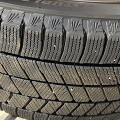 マツダアルミ付きスタッドレス215/55R18の画像