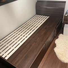 ベッドベッドフレーム(解体無しで受け渡し可能な方)の画像