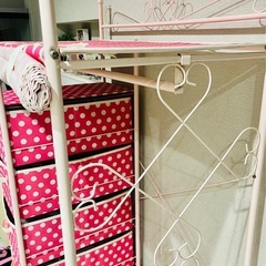 ハンガーラックの画像