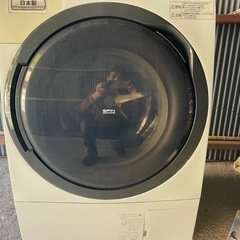 ドラム式電気洗濯乾燥機の画像