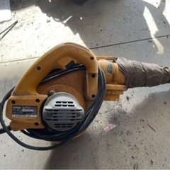 RYOBI ブロワとマキタ丸のこ×2セットの画像