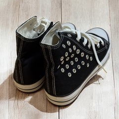 ブラック ハイカット キャンバススニーカー 25cm シンプル スニーカーの画像