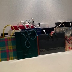 いろいろ小型紙袋の画像