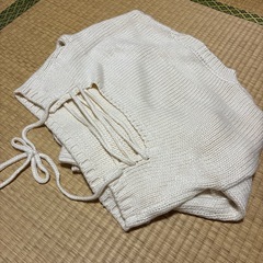 ★ナイスクラップ　ニット　白　生地厚め　バック編み上げタイプ　汚れ　引っ掛け　毛玉なし　昨年2、3回着用のみの画像