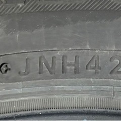 145/80R12 80/78N LT ブリヂストンスタッドレスタイヤ4本 2022年製造の画像