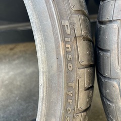 20インチタイヤ　4本セット　2本新品の画像