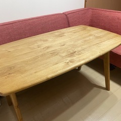 ダイニングテーブル　ソファの画像