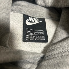 NIKE ナイキ 110cm スウェットパーカーの画像