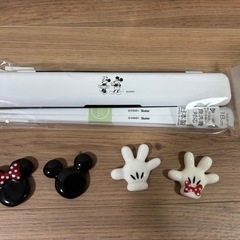 【決まりました】マグカップ2個&ディズニー箸置き4つ&箸ケースセットの画像