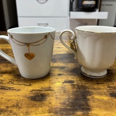 【決まりました】マグカップ2個&ディズニー箸置き4つ&箸ケースセットの画像