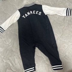 ヤンキースロンパース80の画像