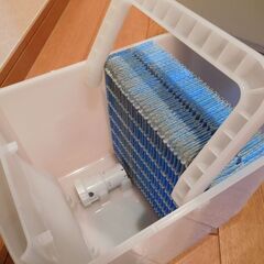 シャープのプラズマクラスター加湿器「HV-H55-W」中古完動品　の画像