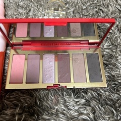 引越し間近なので早めに💦アイシャドウ　ヘアオイル　 ヘアクリップの画像