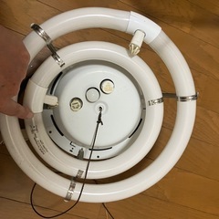 東芝　　天井照明　蛍光灯
6畳〜の画像