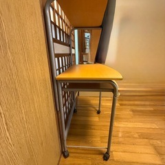 🔴パソコンデスク🔴もらって下さい🙇‍♀️の画像