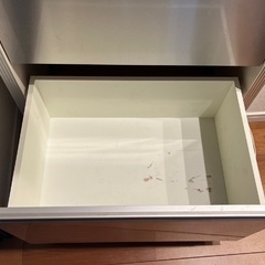 スッキリ収納！キッチンボードの画像