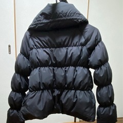 くろ黒ダウンジャケット　都筑ふれあいの丘まで来られる方に差し上げます。の画像