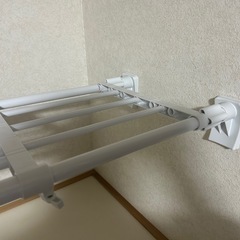 突っ張り棚の画像