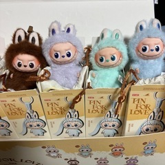 【ポップマート公式】イニシャルラブブ💜の画像