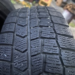 スタッドレスタイヤの画像