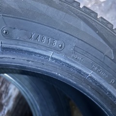 スタッドレスタイヤの画像