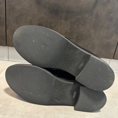 TSUMORI CHISATOの黒ローファー【23.5cm】の画像